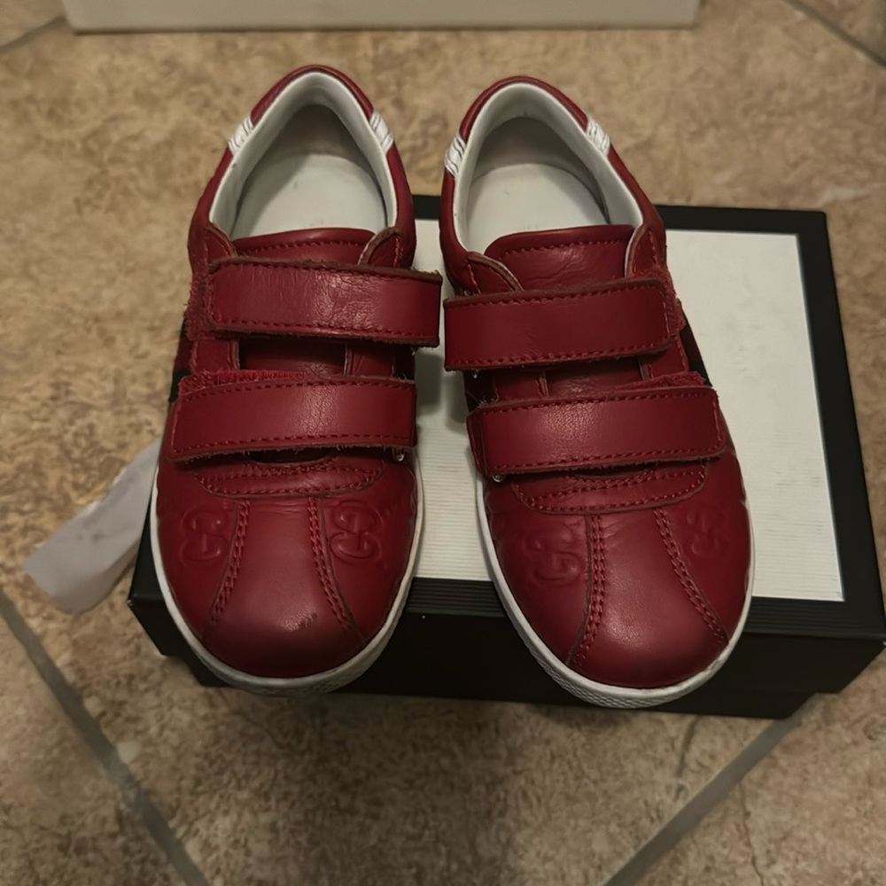 KIDS AUTHENTIC GUCCI SHOES
